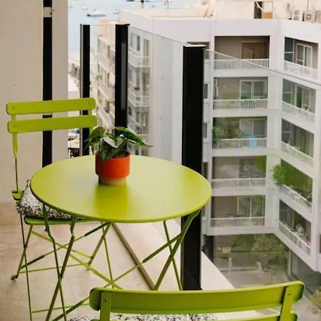 Silema Main Street Luxury 8 *