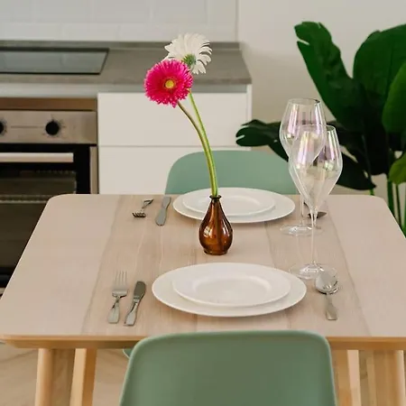 Silema Main Street Luxury 8 Apartment