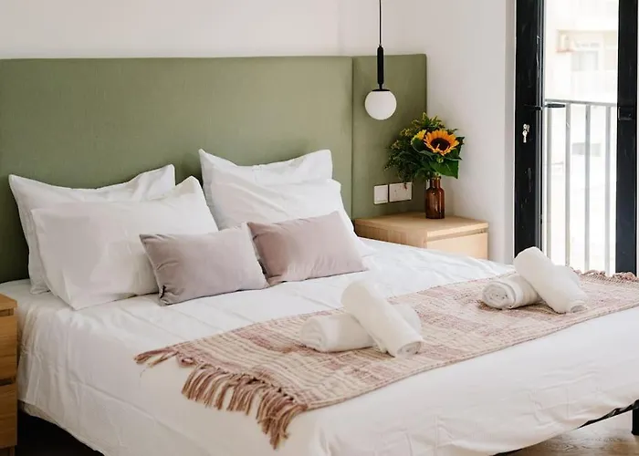 Silema Main Street Luxury 8 Apartment